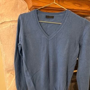 Mongolian cashmere v-neck sweater